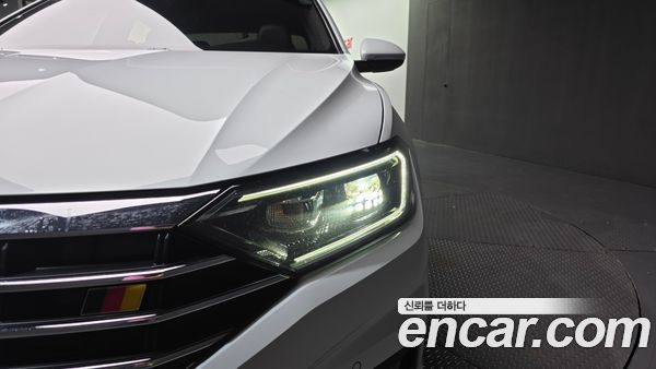 Volkswagen Jetta 2021, фото 8