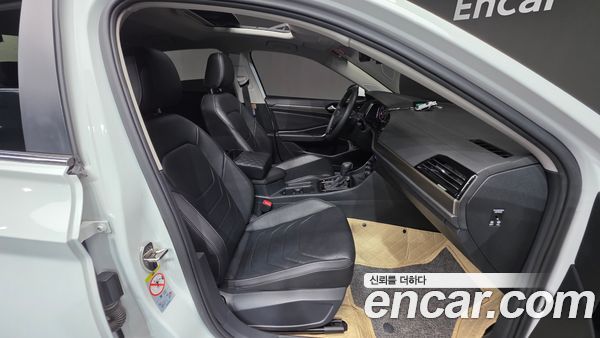 Volkswagen Jetta 2021, фото 16