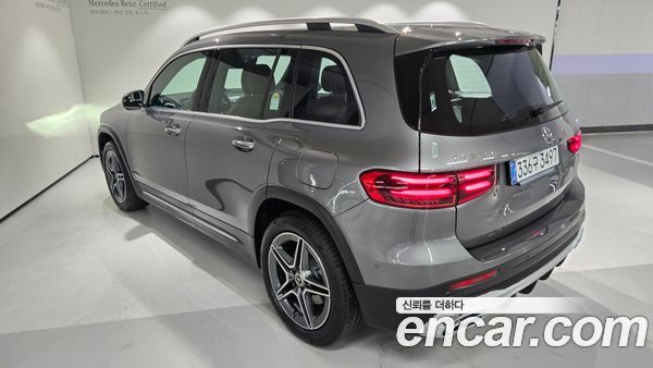 Mercedes-Benz GLB 2026, фото 3