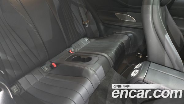 Mercedes-Benz E-Class 2022, фото 20