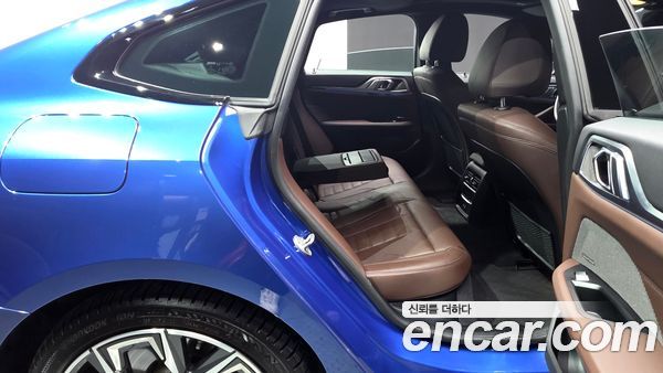 BMW i4 2023, фото 17