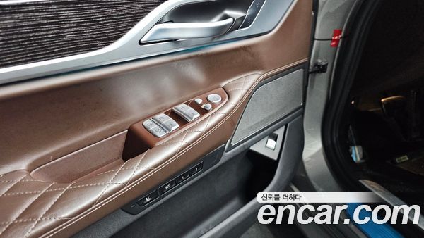 BMW 7 Series 2020, фото 30
