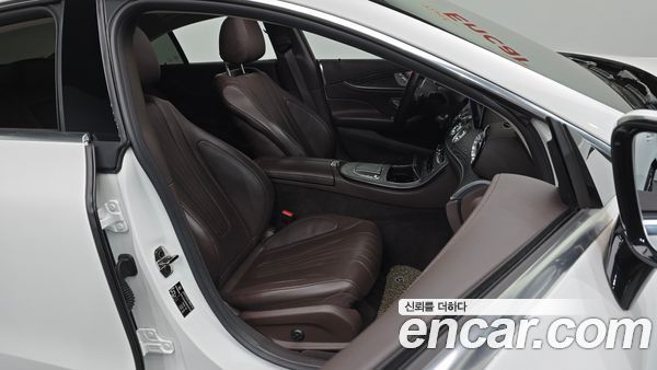 Mercedes-Benz CLS 2021, фото 16