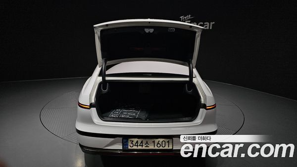 Hyundai Grandeur 2023, фото 26