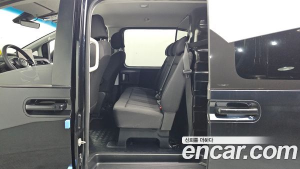 Hyundai Staria 2022, фото 12