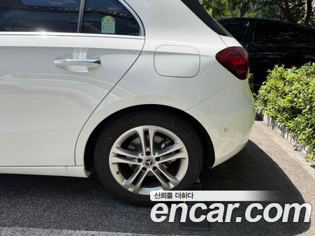 Mercedes-Benz A-Class 2025, фото 4