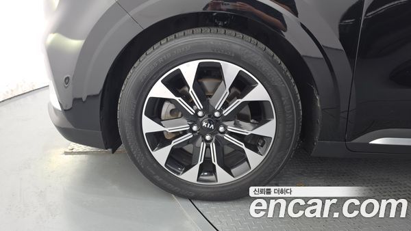 Kia Carnival 2021, фото 5