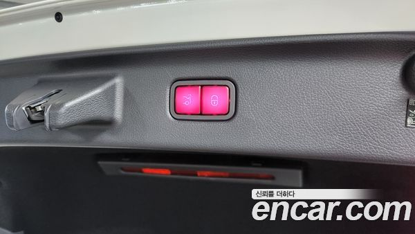 Mercedes-Benz S-Class 2022, фото 14