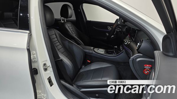 Mercedes-Benz E-Class 2021, фото 16