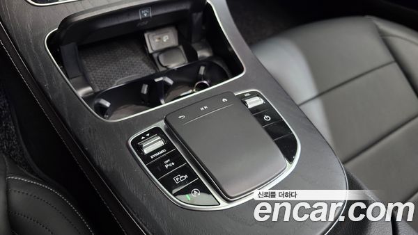 Mercedes-Benz E-Class 2021, фото 31