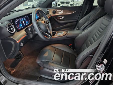 Mercedes-Benz E-Class 2023, фото 14