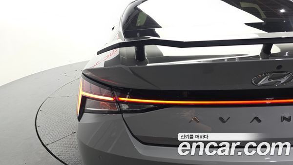 Hyundai Elantra 2023, фото 9