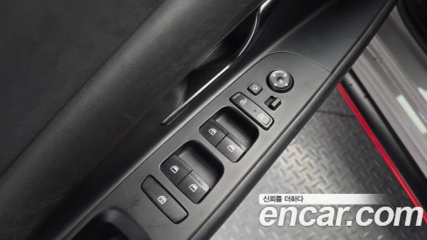 Hyundai Elantra 2023, фото 29