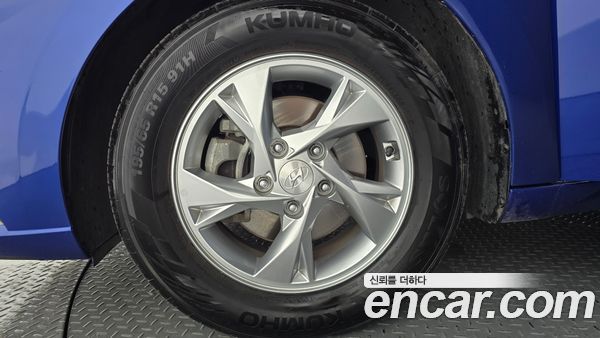 Hyundai Elantra 2021, фото 5