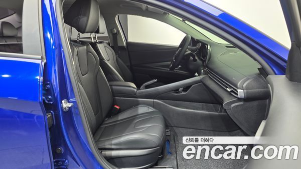 Hyundai Elantra 2021, фото 16
