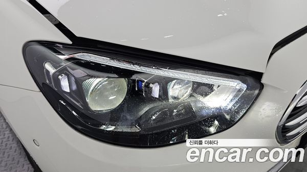 Mercedes-Benz E-Class 2023, фото 8