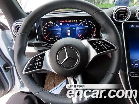 Mercedes-Benz GLC 2025, фото 12