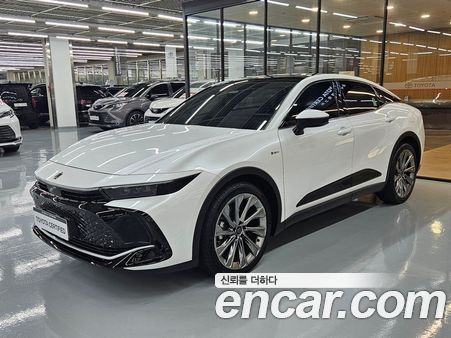 Toyota Crown 2025