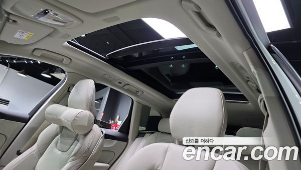 Volvo XC60 2026, фото 26