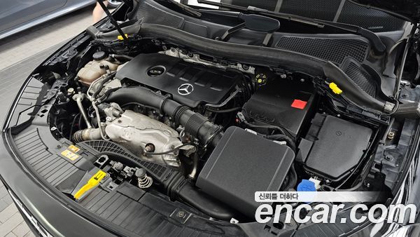 Mercedes-Benz GLA 2021, фото 6
