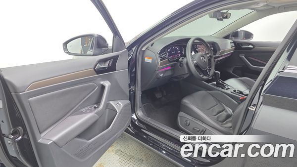 Volkswagen Jetta 2021, фото 13