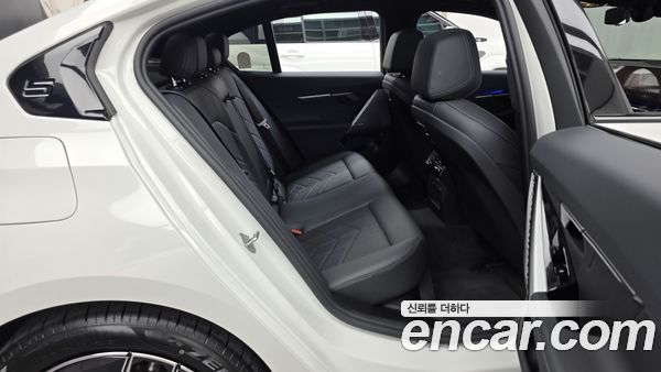 BMW 5 Series 2026, фото 18