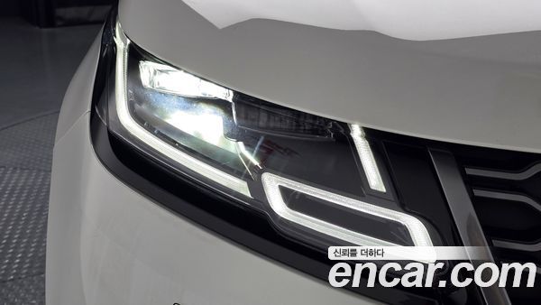 Land Rover Range Rover Velar 2021, фото 8