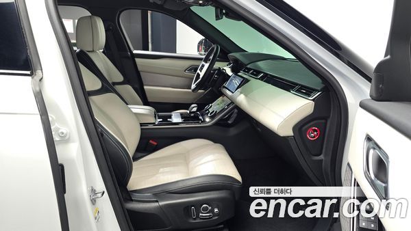 Land Rover Range Rover Velar 2021, фото 16