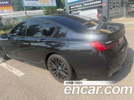 BMW 7 Series 2020, фото 6