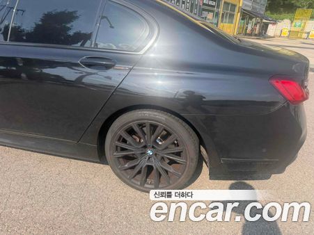 BMW 7 Series 2020, фото 7
