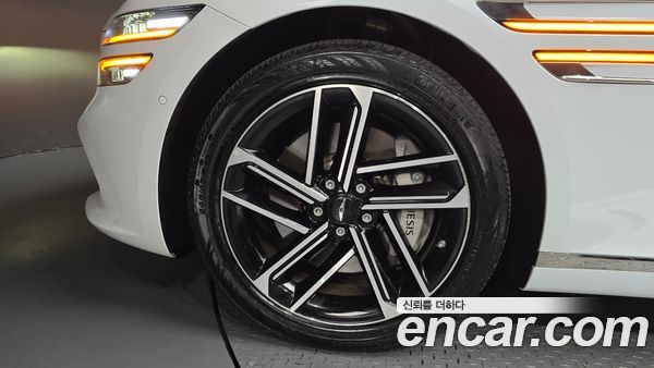 Genesis G80 2025, фото 4