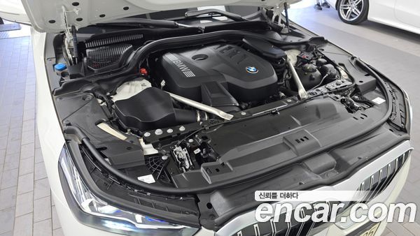 BMW 5 Series 2024, фото 6
