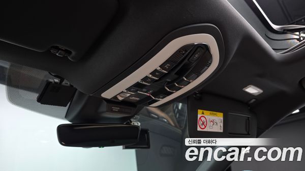 Porsche Macan 2021, фото 29