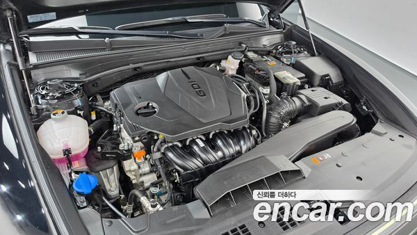 Hyundai Grandeur 2023, фото 6