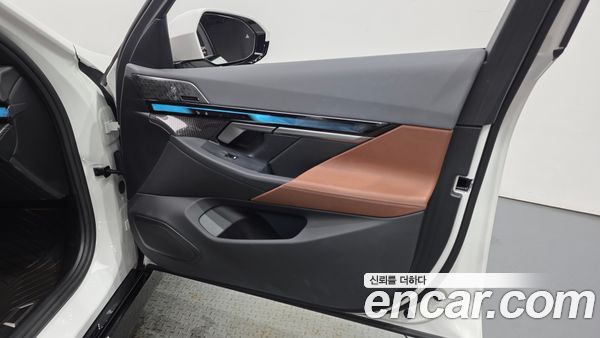 BMW i5 2024, фото 14