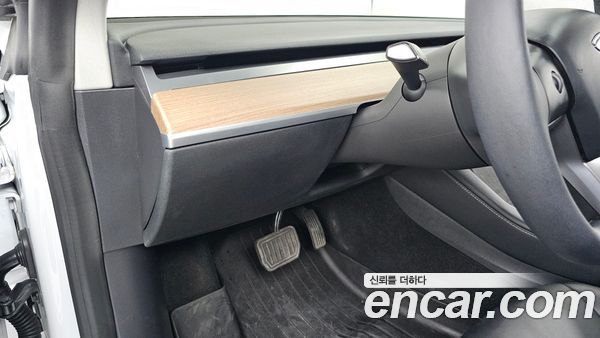 Tesla Model 3 2022, фото 29