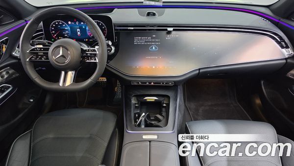 Mercedes-Benz E-Class 2024, фото 9