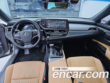 Lexus ES 2025, фото 5