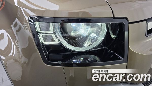 Land Rover Defender 2022, фото 8