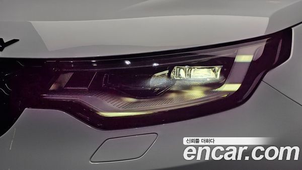 Land Rover Discovery 2022, фото 8