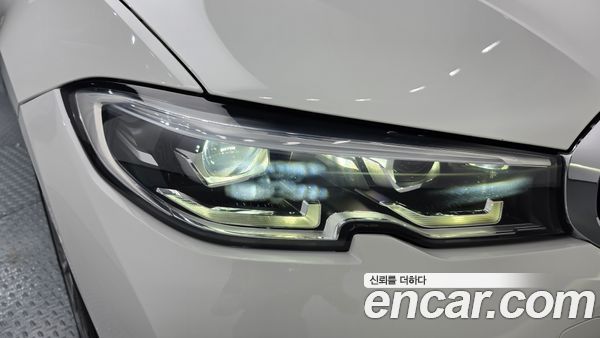 BMW 3 Series 2021, фото 8
