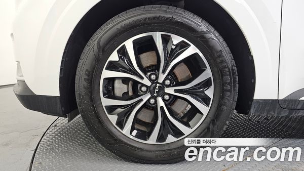 Kia Carnival 2023, фото 5