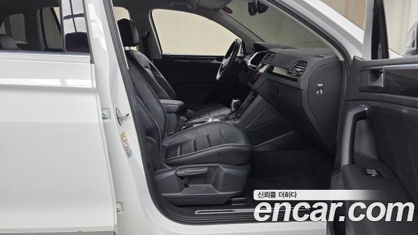 Volkswagen Tiguan 2022, фото 16