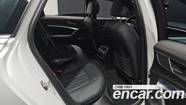 Audi A6 2021, фото 15