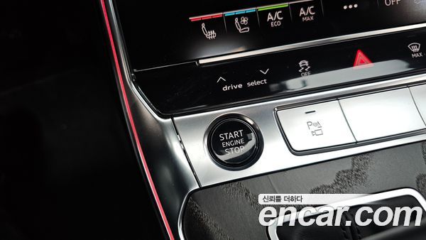 Audi A6 2021, фото 30