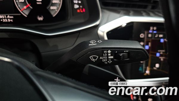 Audi A6 2021, фото 31