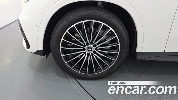 Mercedes-Benz GLC 2026, фото 4