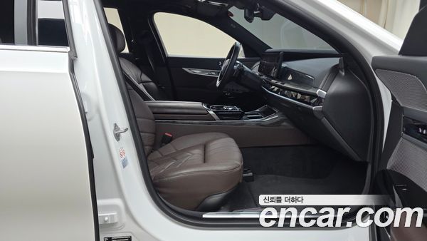 BMW 7 Series 2023, фото 16