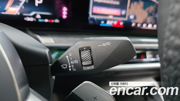 BMW 7 Series 2023, фото 29