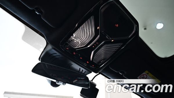 BMW 8 Series 2023, фото 20